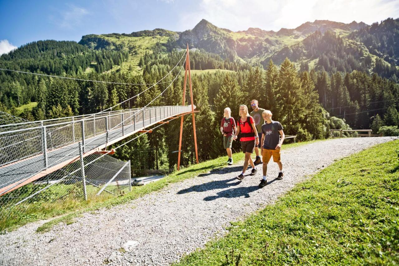Alpenparks Apartment & Ferienresort Rehrenberg فيهوفن المظهر الخارجي الصورة