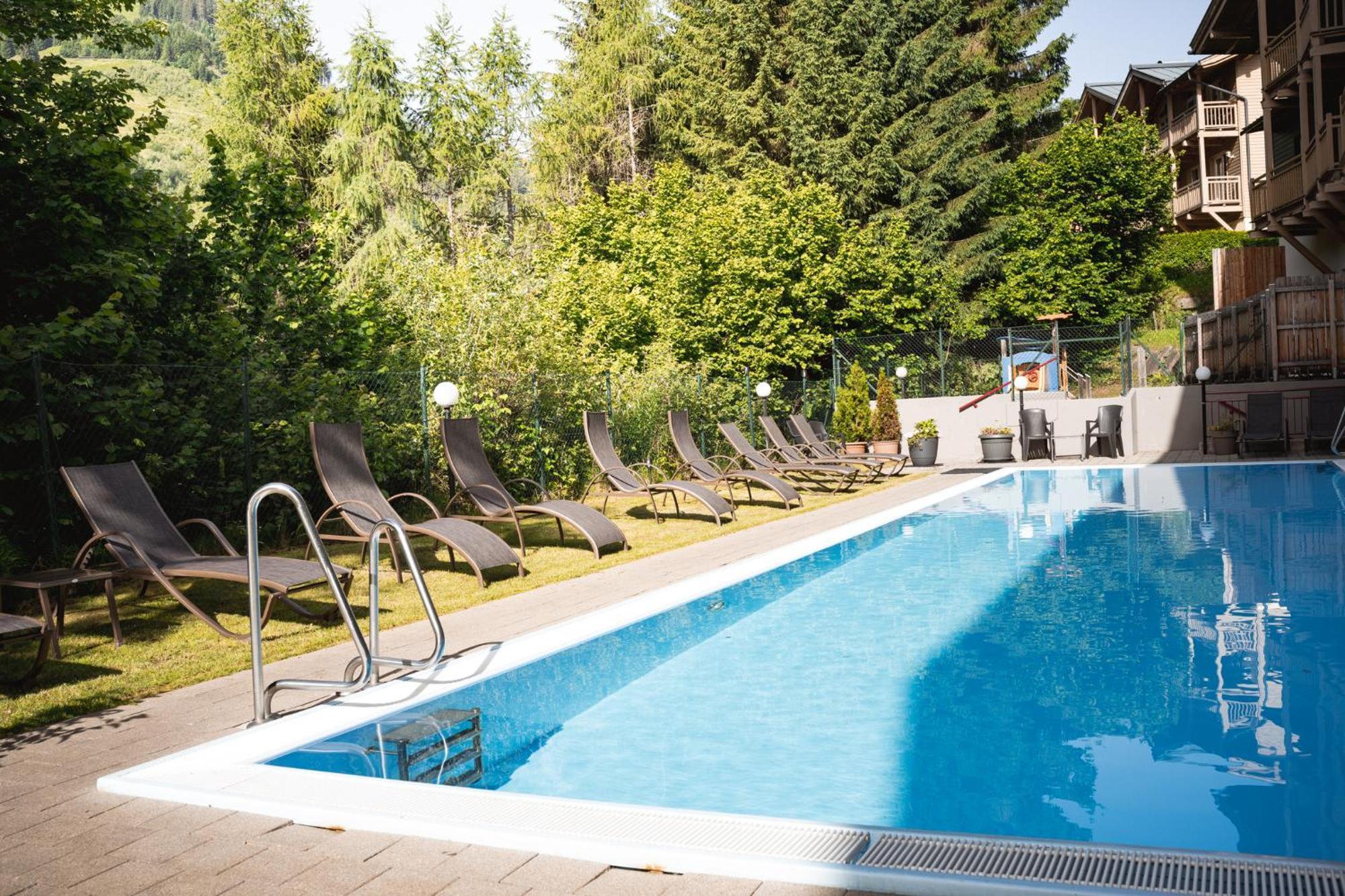 Alpenparks Apartment & Ferienresort Rehrenberg فيهوفن المظهر الخارجي الصورة